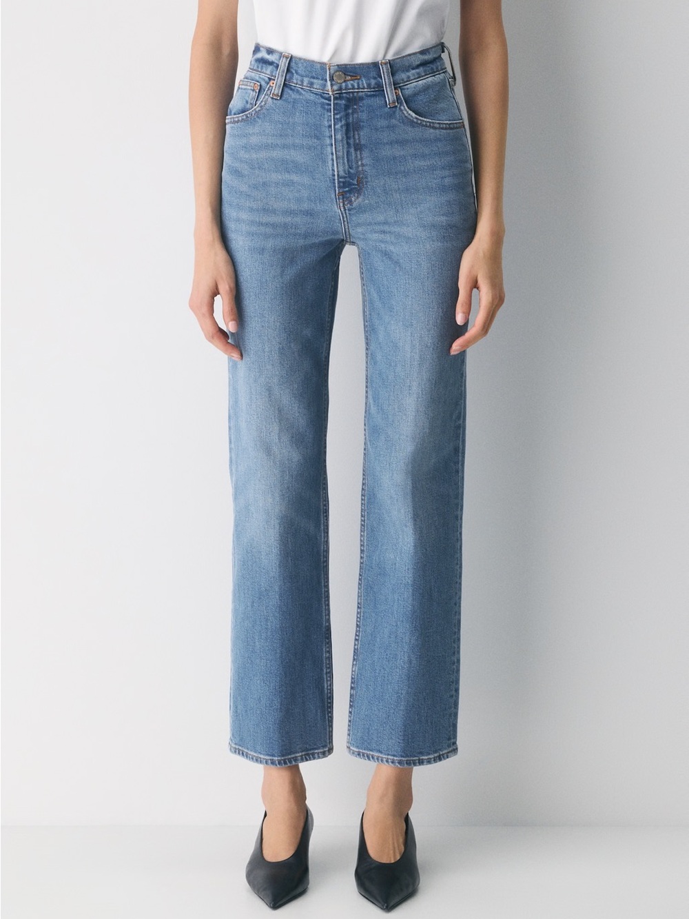 Denim Forum The Arlo Hi-Rise Straight Jean 30L